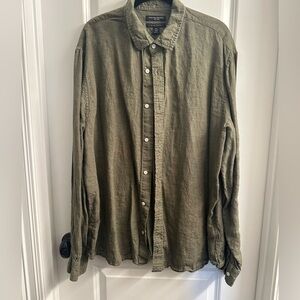 Banana Republic 100% Linen